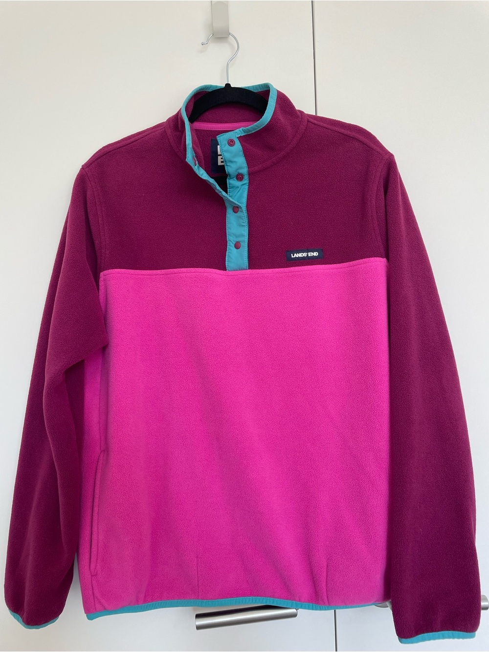 Lands' End Two-Tone Crewneck Fleece with Teal Trim 🌸💜🦋